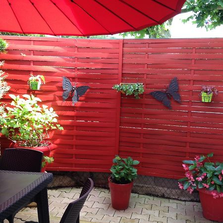 La Touille Bed & Breakfast Cenac-et-Saint-Julien Exterior photo
